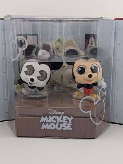 2023 Just Play Disney Doorables Grand Entrance Mickey Mouse Figure Set NIB