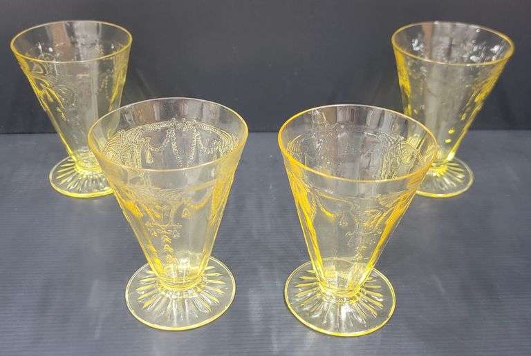 (Q) Yellow Depression Glass - Anchor Hocking Cameo Ballerina - Water Tumblers