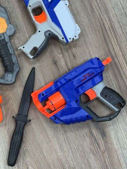 Lot Of Nerf & Air Soft Guns