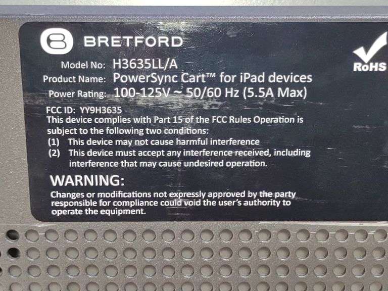 Bretford PowerSync 30 IPad Slot Cart w/ 2 2013 Apple First Gen 16GB IPads (Untested)