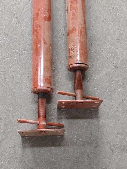 Adjustable Building Colums