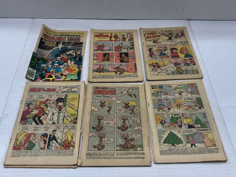 (J) Tote Of Coverless Comic Books.