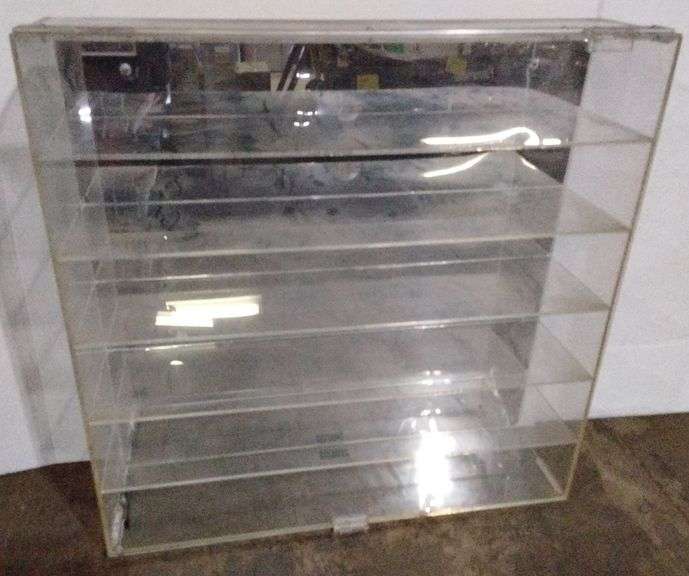 (A) Acrylic Display Case - Kraft Auction Service, LLC