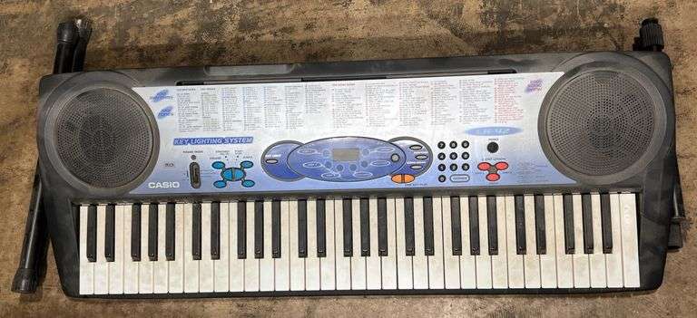 (GH) Casio LK-42 Keyboard with Stand