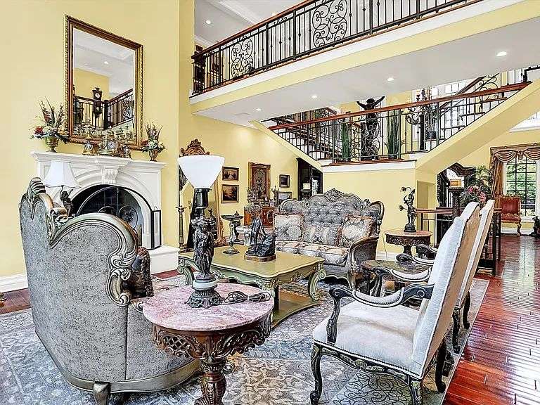 "Live" Luxury Executive Estate & Art Deco Auction - Valparaiso, IN