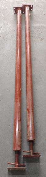 Adjustable Building Columns