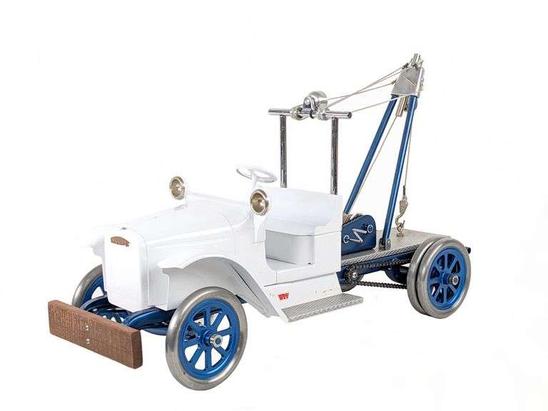 Custom Buddy L Wrecking Tow Truck