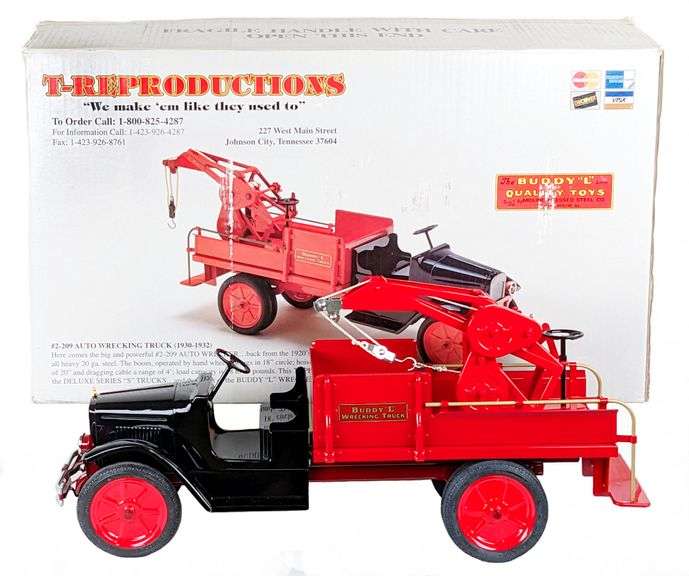 T-Reproductions Buddy L Auto Wrecking Tow Truck