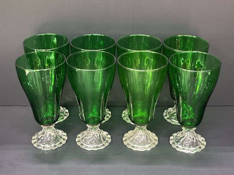 (Q) Set Of 8 Anchor Hocking Forest Green "Burple" Footed Goblets
