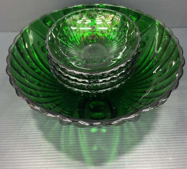 (Q) Anchor Hocking Emerald Green Glass Burple Footed Bowls