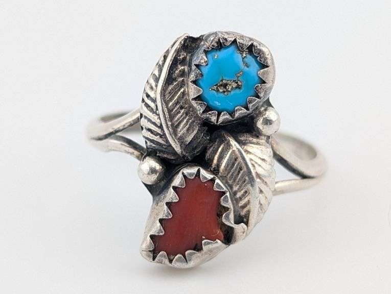 Vintage Navajo Silver Turquoise/Coral Leaf Ring Size 7
