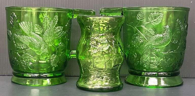 (Q) Two Mosser Glass Mugs with the "Robin in a Tree" Pattern And A Small Fidenza Vase