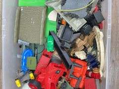 Large Lot Of Vintage Toys / Action Figures / Parts & Accessories