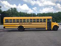 2009 IC CE200 School Bus