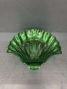 (Q) Five Anchor Hocking Emerald Green Glass Shell Candy Dishes