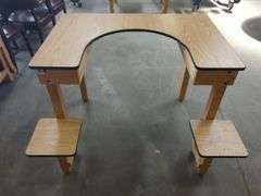 Therapeutic Modalities/ Whirlpool Table w/ Seats