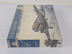 1/72 Scale Italeri C-47 Skytrain Aircraft Model Kit - Sealed