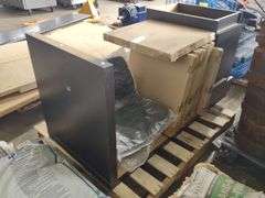 Wooden Single Drawer Office Desk