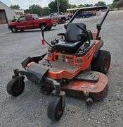 Kubota ZD331 Zero Turn Riding Lawn Mower. 72" Cutting Deck. Diesel.