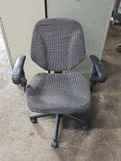 (6) Various Style Office Chairs.