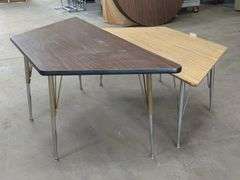 Trapezoid Adjustable Table