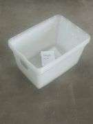 (J) Sterilite Clear Plastic Storage Totes, 58 Qt & 106 Qt Capacity.