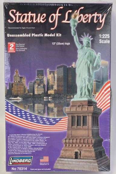 1/225 Scale Lindberg Statue of Liberty Model Kit - Sealed