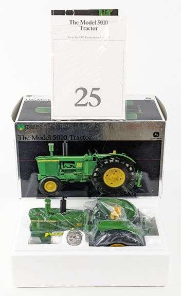 1/16 Ertl John Deere Model 5010 Diesel Tractor Precision Classics #25