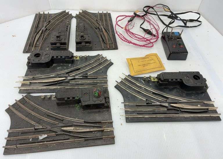(AY) Lionel Remote Control Tracks - Kraft Auction Service, LLC
