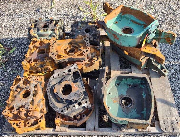 Detroit Diesel Oil Pump Housing Covers