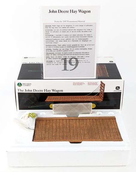 1/16 Ertl John Deere Hay Wagon Precision Classics #19