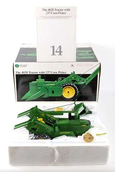 1/16 Ertl John Deere 4020 Tractor with 237 Corn Picker Precision Classics #14