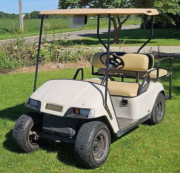 EZ-GO 36V Electric Golf Cart