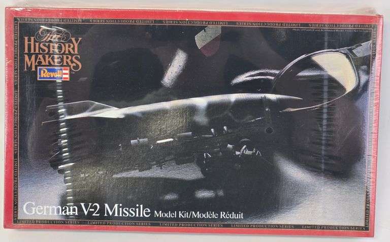 1/54 Scale Revell German V-2 Missile Model - Sealed