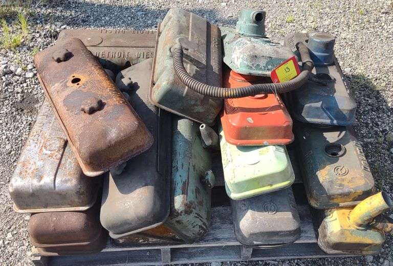 Detroit Diesel Engine Valve Covers