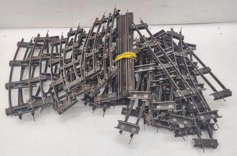 (AY) Railroad Tracks - Kraft Auction Service, LLC