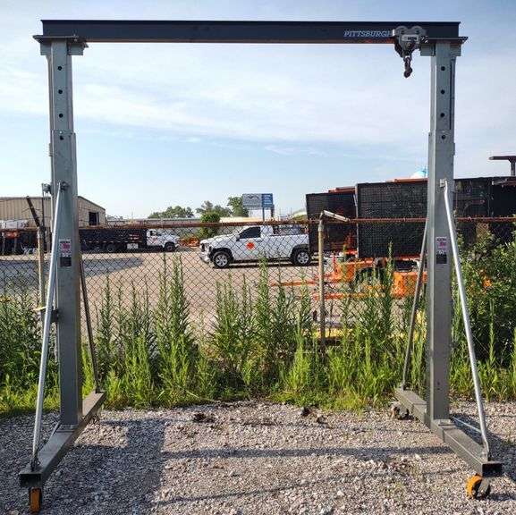Pittsburgh Heavy Duty 1 Ton Gantry Crane