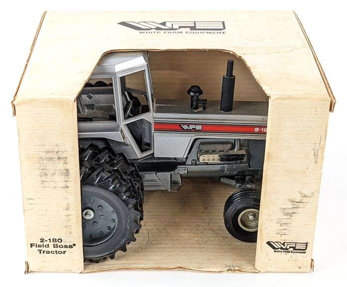 1/16 Scale Models White 2-180 Field Boss Tractor w/ Duals