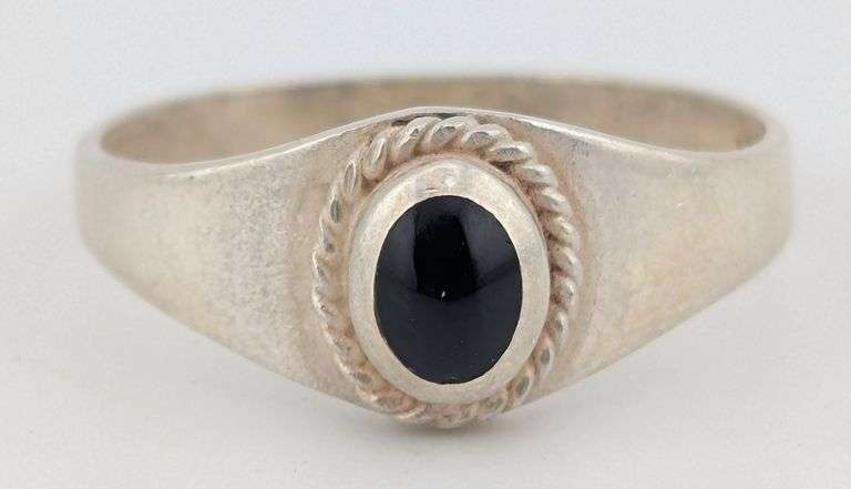 Sterling Black Onyx Minimalist Rope Border Ring
