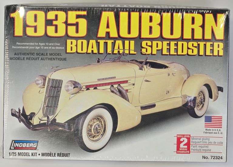 1/25 Scale Lindberg 1935 Auburn Boattail Speedster Model Kit - Sealed