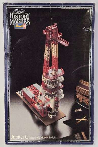 1/110 Scale Revell Jupiter C American Research Vehicle Model Kit - NIB