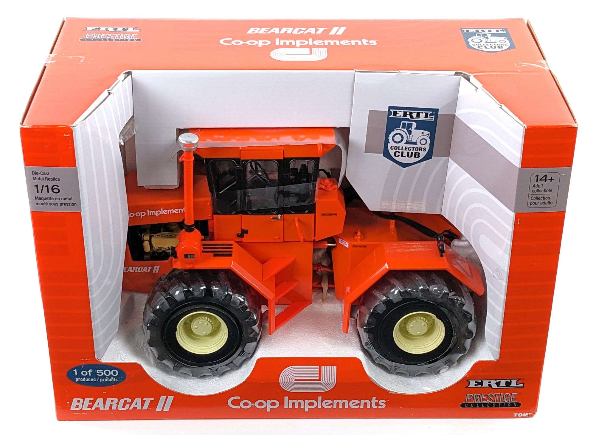 1/16 Ertl CO-OP Implements Bearcat II 4wd Tractor Prestige