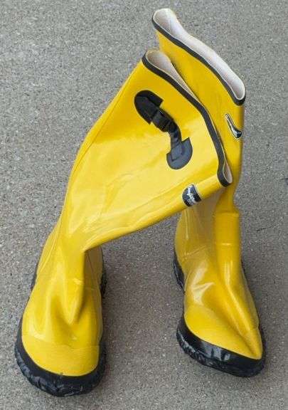 Comfitwear SLB12 14” Slip On Yellow  Cotton-Lined Slush Boots