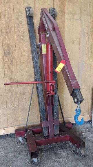 Excalibur 2 Ton Engine Cherry Picker