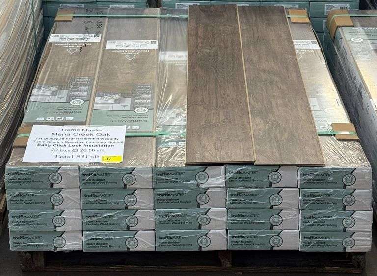 531 Sqft Traffic Master Mena Creek Oak 7mm Laminate Flooring