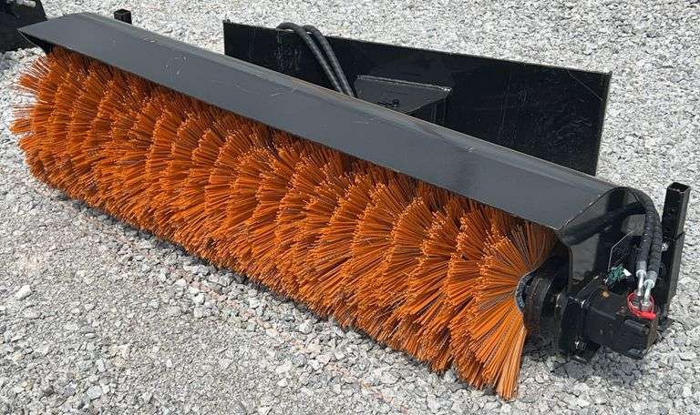 Quick Attach Sweeper 2025 FUTURE 61