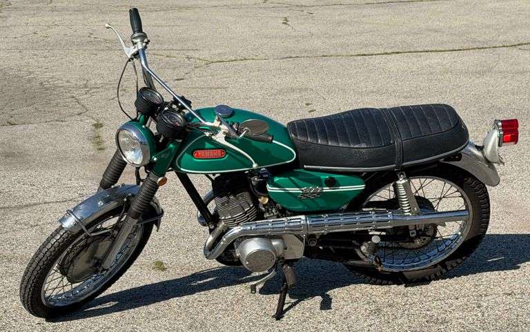 1970 Yamaha CS3 Green Motorcycle