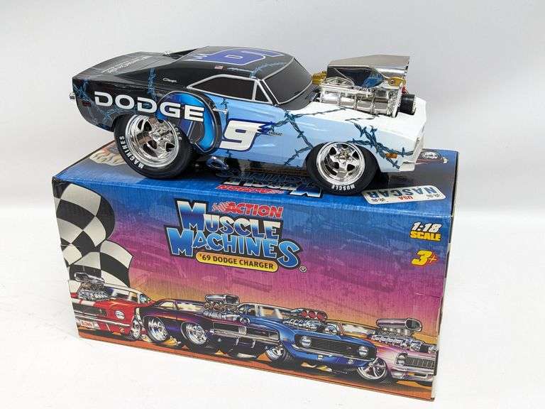 1:18 Die-Cast Muscle Machines Kasey Kahne 69 Dodge Charger In Box