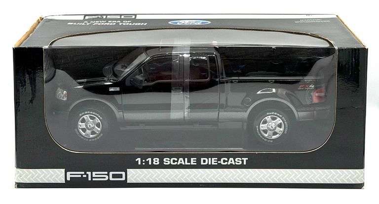 1:18 Beanstalk Group Black 2004 Ford F-150 FX4 Off Road Pickup Truck in Box