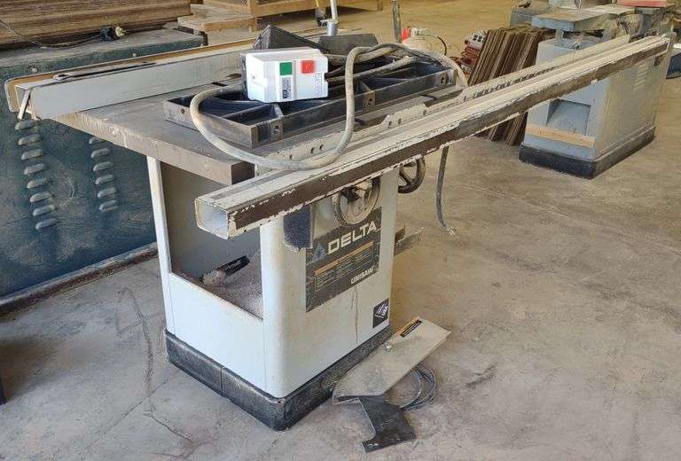 Delta Unisaw 10" Tilting Arbor Saw